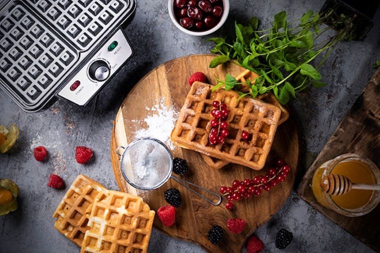 Camry, gofrownica, 1600W