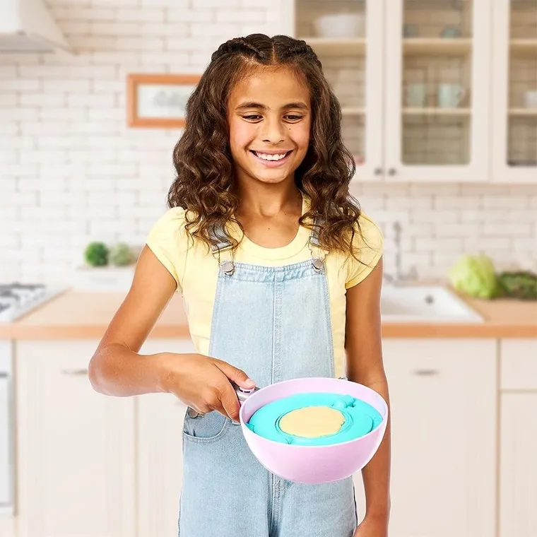 Cookeez Makery, Pachnące Naleśniki, maskotka interaktywna z patelnią