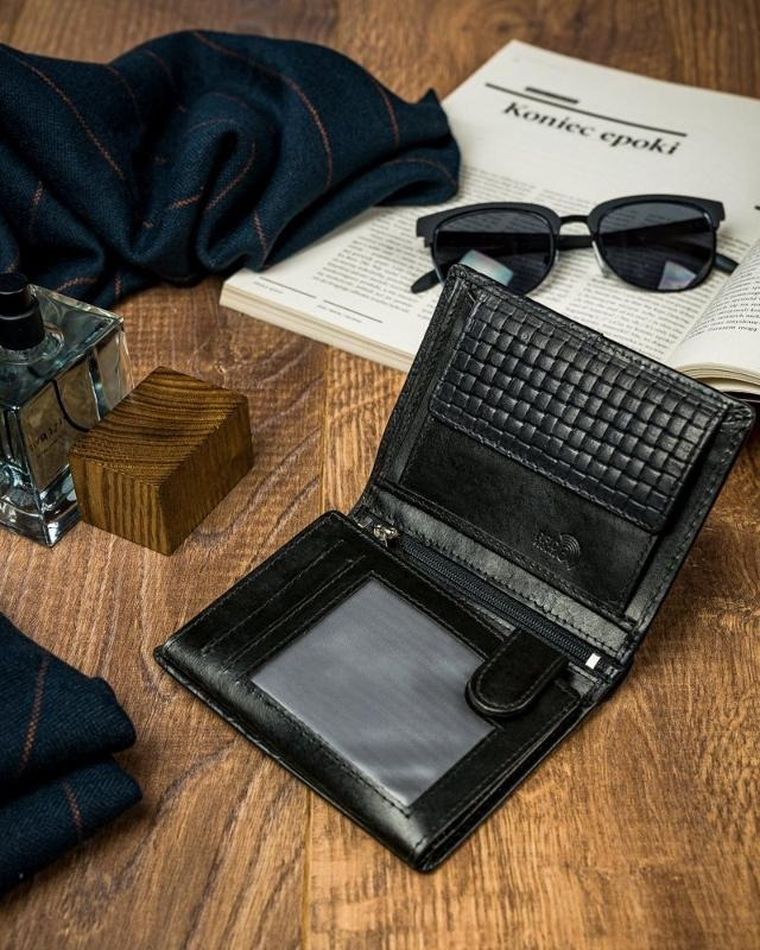 Czarny portfel męski skórzany, Forever Young