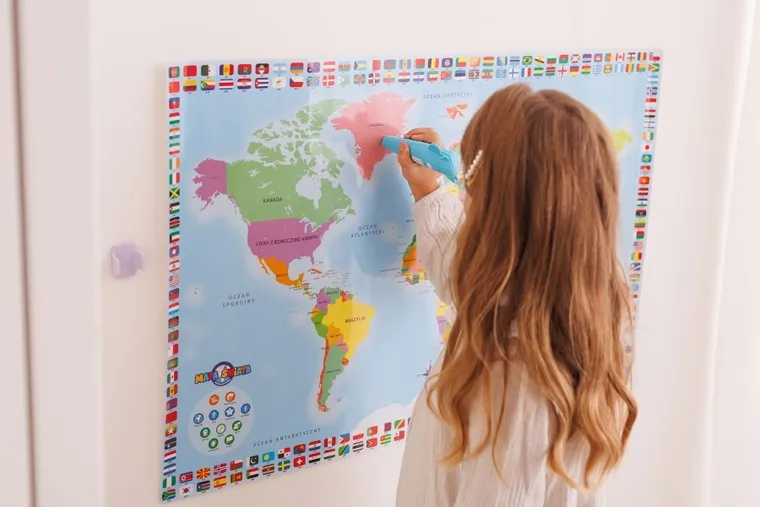 Dumel Discovery, Interaktywna mapa świata, zabawka edukacyjna