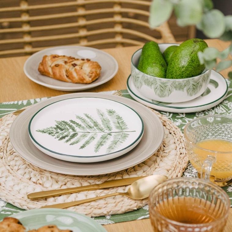 Homla, Blyde, talerz, z liściem paproci, 20 cm