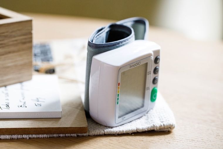 InnoGIO, GIOpuls, Cyfrowy ciśnieniomierz nadgarstkowy