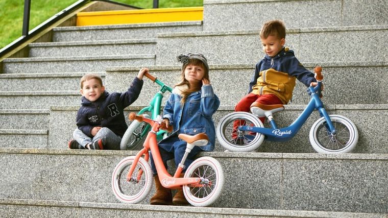 Kinderkraft, Rapid, rowerek biegowy, niebieski