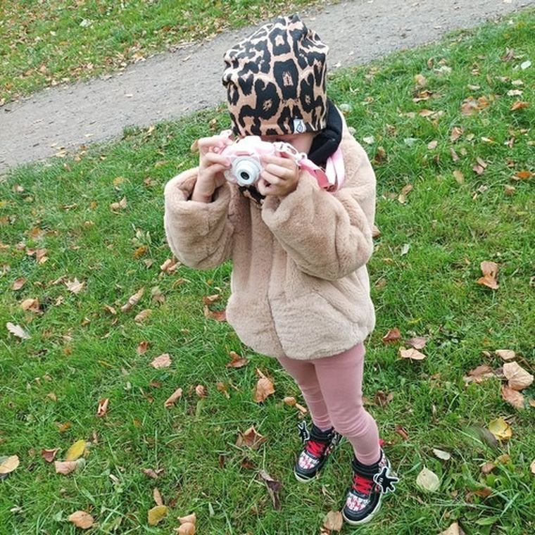 Kruzzel, aparat cyfrowy, różowy