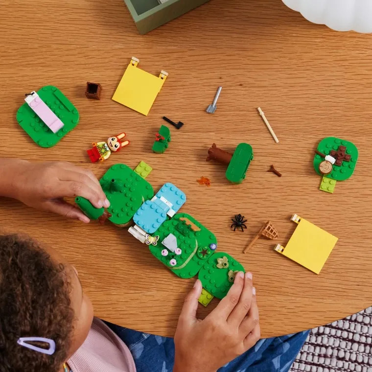 LEGO Animal Crossing, Zabawy na świeżym powietrzu Bunnie, 77047
