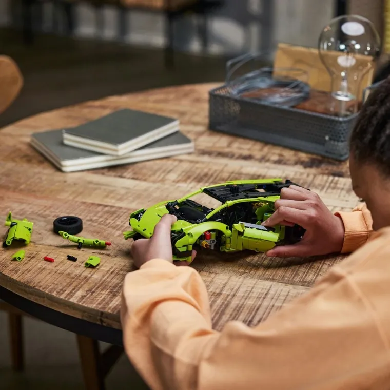 LEGO Technic, Lamborghini Huracán Tecnica, 42161
