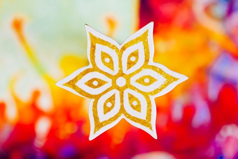 Muduko, Holi. Festiwal Kolorów, gra logiczna