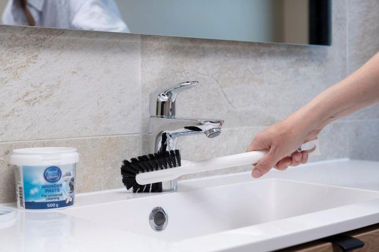 Nord Clean, szczotka do szorowania z długą rączką