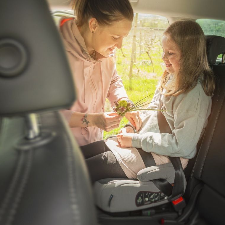 Petite&Mars, Optimus Pro, i-Size, podstawka samochodowa, grey air, 125-150 cm