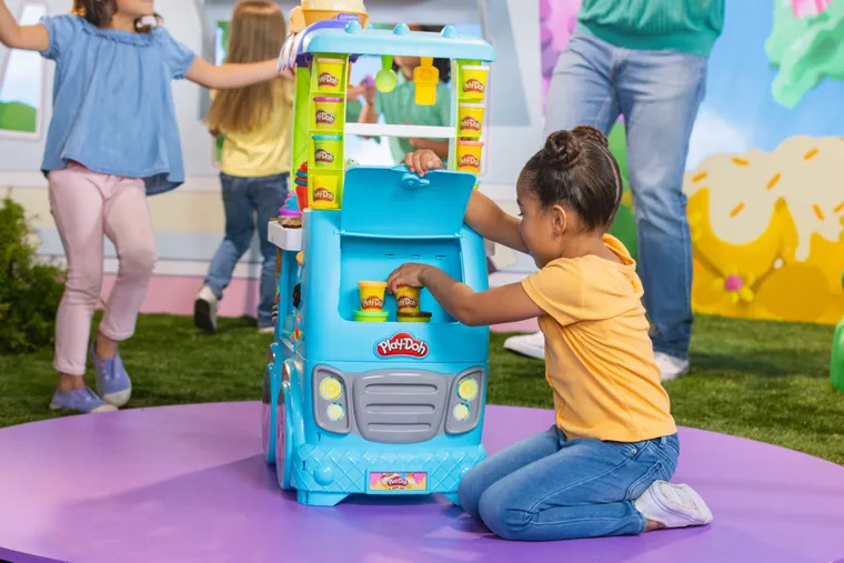 Play-Doh, Wielka lodziarnia na kółkach, zestaw kreatywny