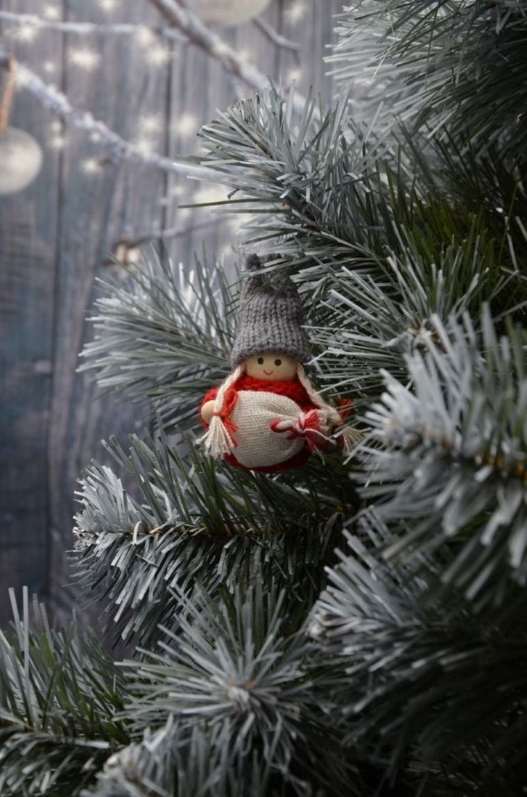 Saska Garden, laleczka dekoracyjna z workiem, czerwona, 7,5 cm