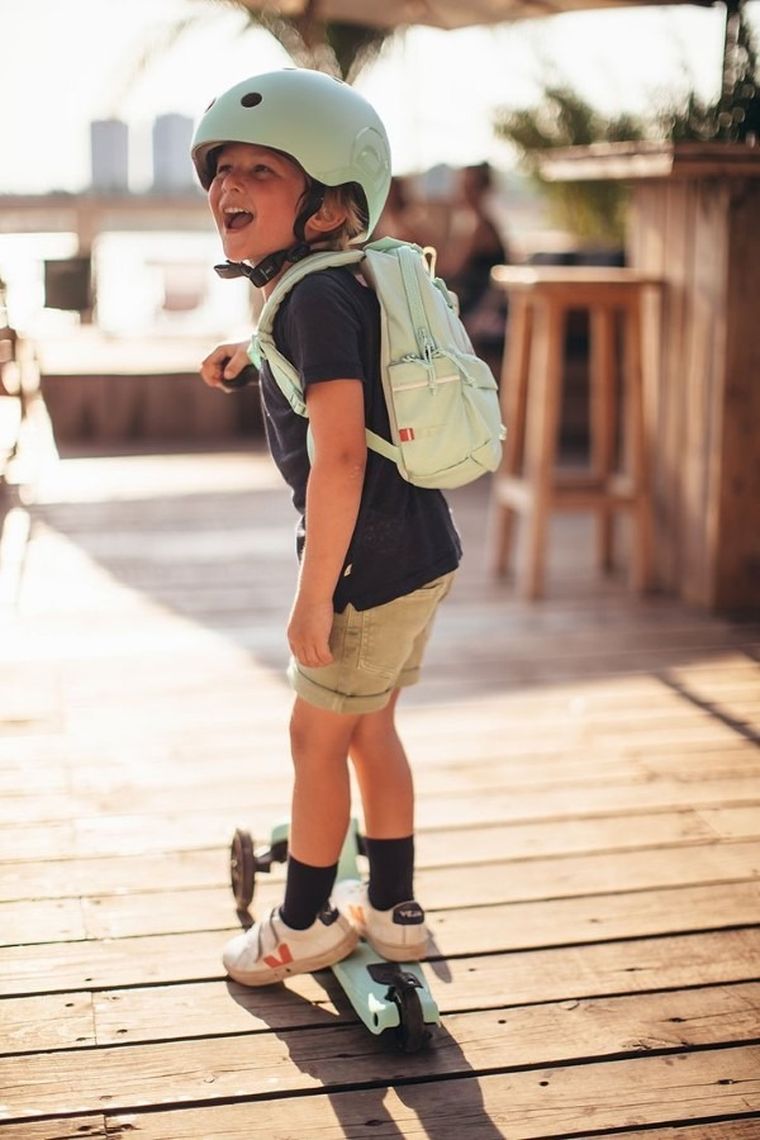 Scoot & Ride, plecak na hulajnogę, 8l, Kiwi