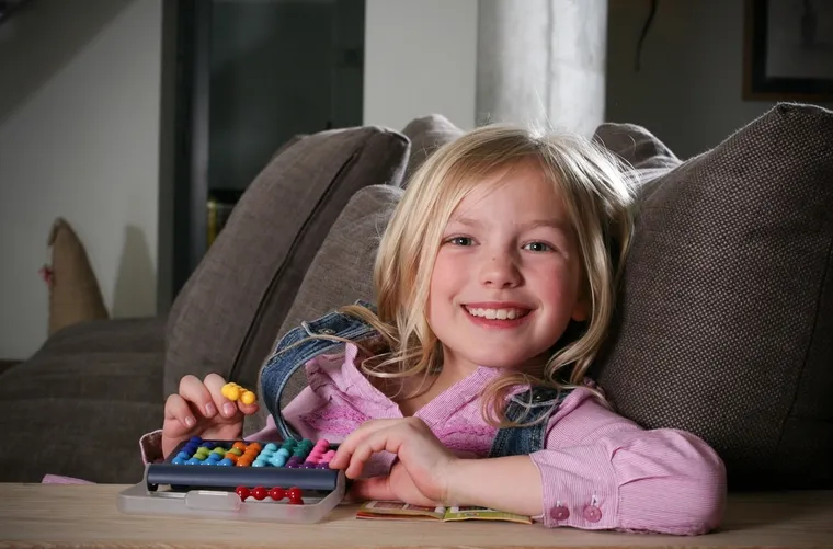 Smart Games, IQ Fit, gra logiczna