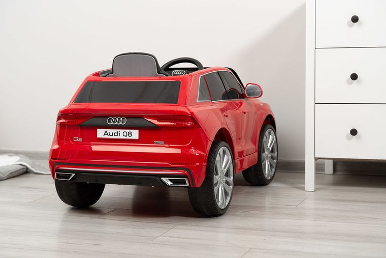 Toyz, Audi RS Q8, pojazd na akumulator, czerwony