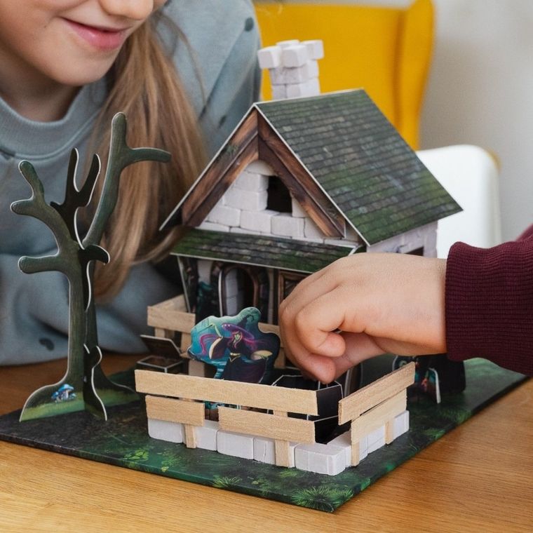 Trefl, Buduj z cegły, Halloween, Chatka na moczarach, zestaw kreatywny