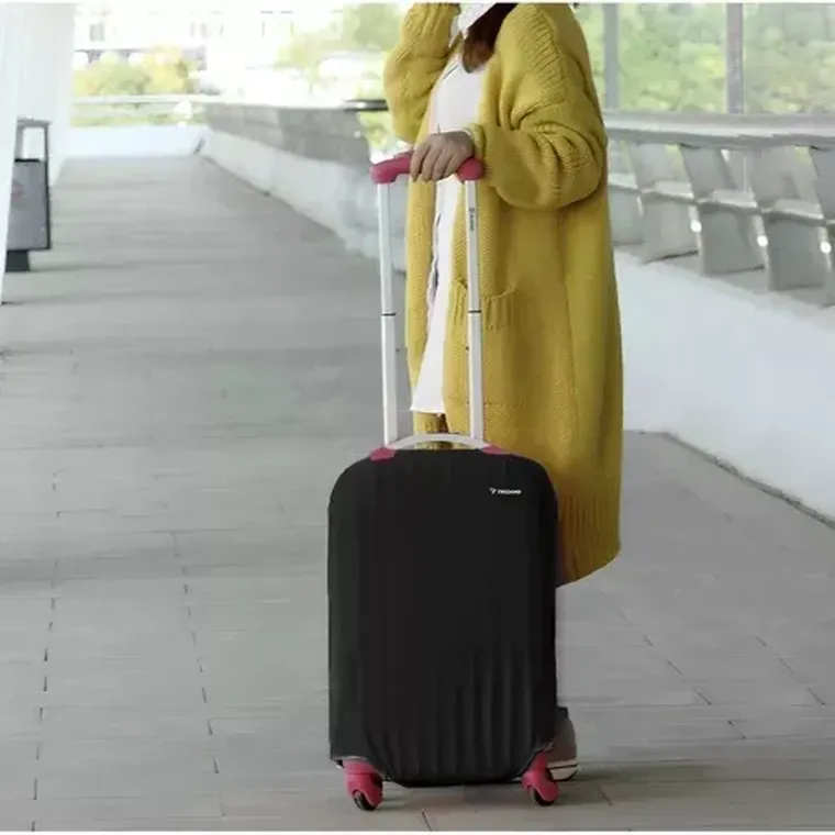 Trizand, pokrowiec na walizkę M