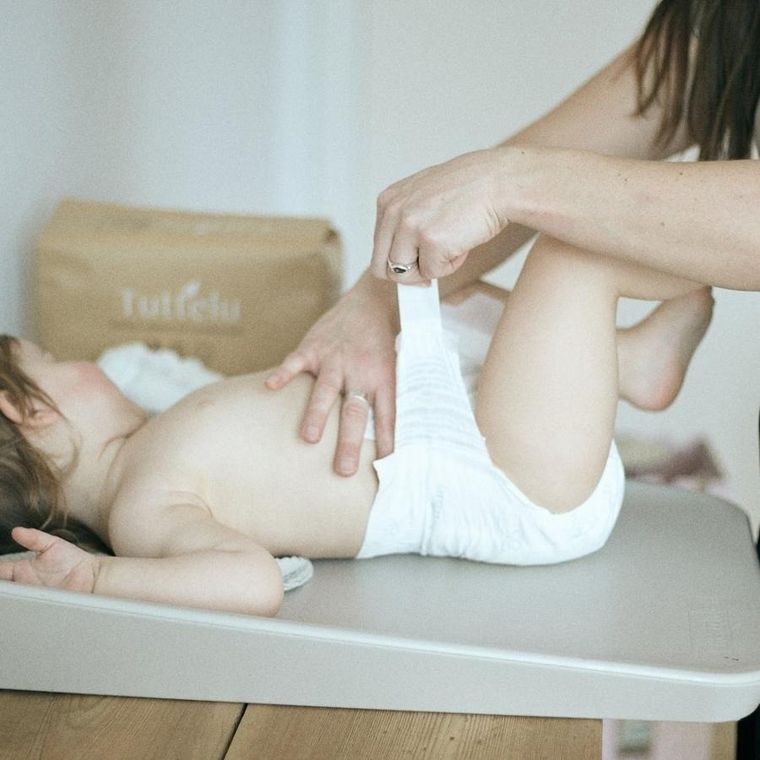 Tuttelu, bambusowe pieluszki jednorazowe, rozmiar 3, 5-9 kg, 28 szt.
