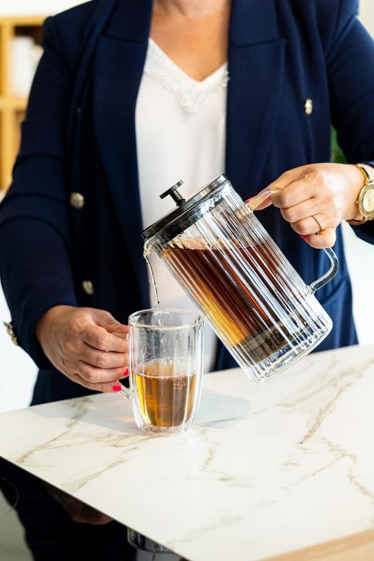 Vialli Design, zaparzacz do kawy i herbaty z podwójną ścianką, 1000 ml, Tulip grafitowy mat