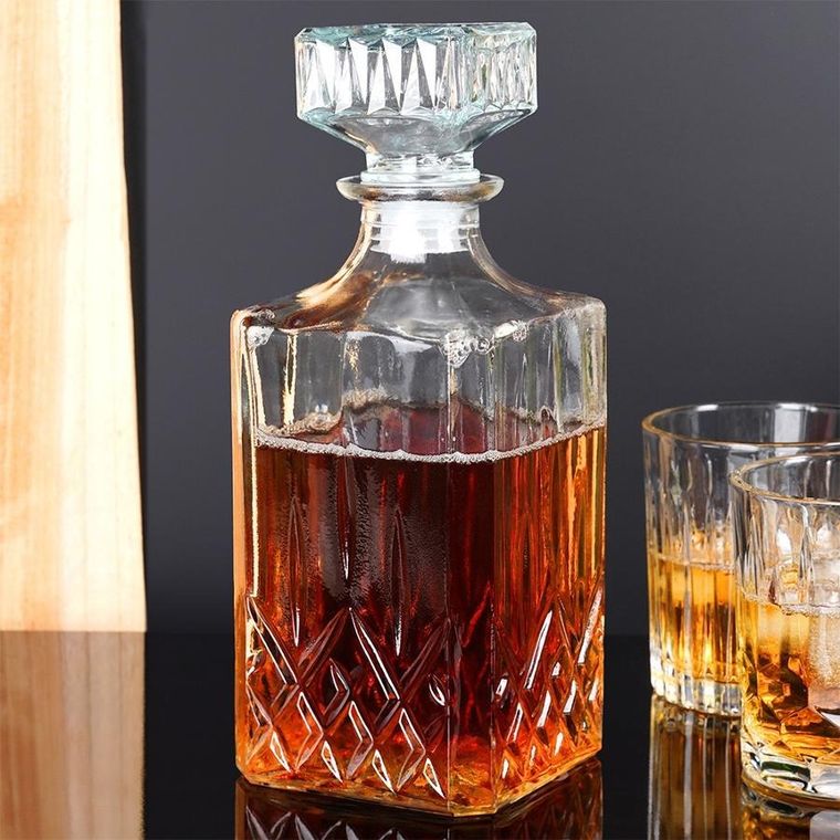 Vilde, karafka do whisky, szklana, 900 ml