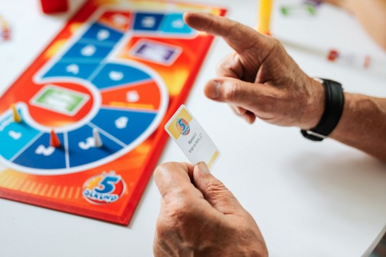 5 Sekund, gra familijna