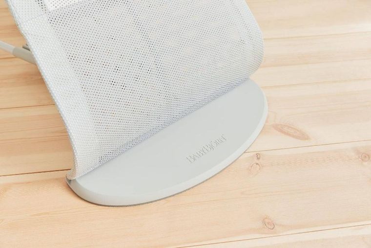 BabyBjörn, Balance Soft Mesh, leżaczek, szary, biały