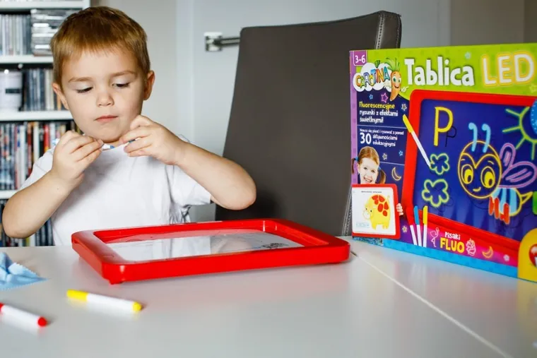 Carotina, tablica LED