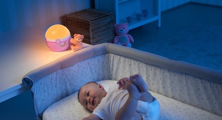 Chicco, First Dreams, Next2stars, projektor na łóżeczko z muzyką klasyczną, uspokajacz, czujnik płaczu, różowy
