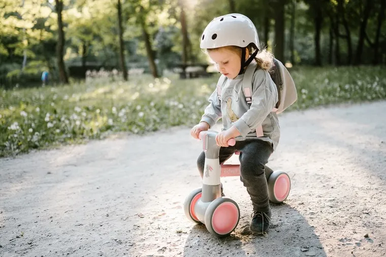 Kidwell, Petito, jeździk, bunny