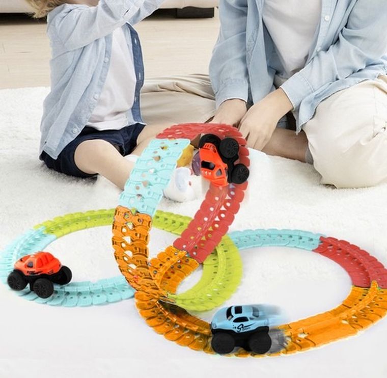 Kruzzel, tor wyścigowy z autkiem, 193 elementy