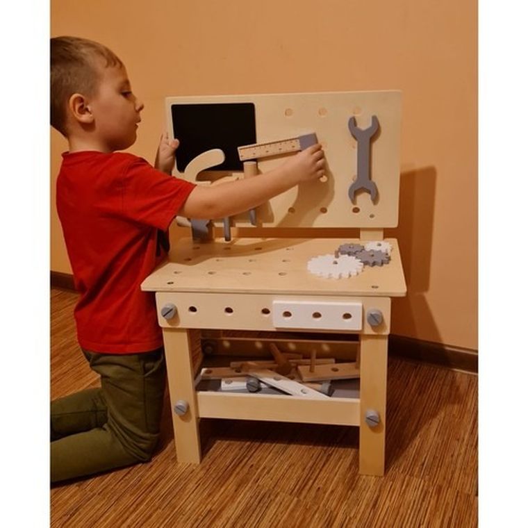 Kruzzel, warsztat, drewniany