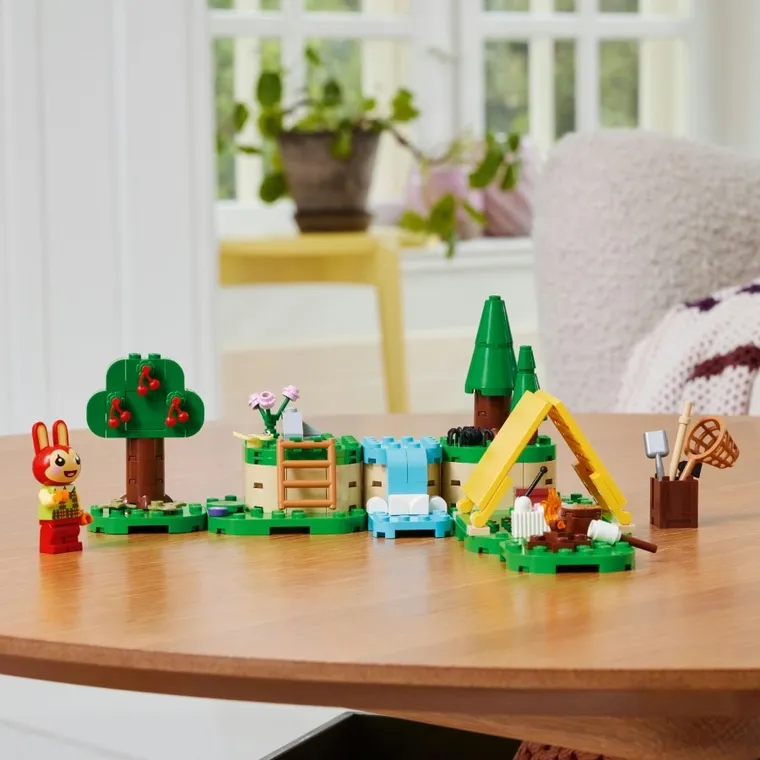 LEGO Animal Crossing, Zabawy na świeżym powietrzu Bunnie, 77047