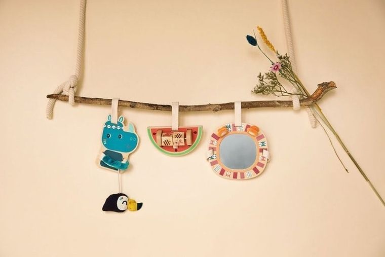 Lilliputiens, Nosorożec Marius, zestaw drewnianych zawieszek aktywizujących, 9m+