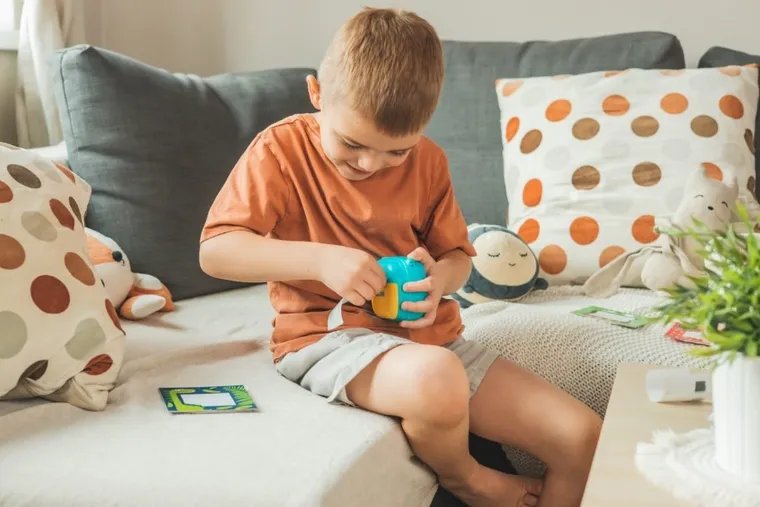 Lisciani, Hi-Tech, Print Cam, aparat natychmiastowy, zestaw z ramkami i naklejkami