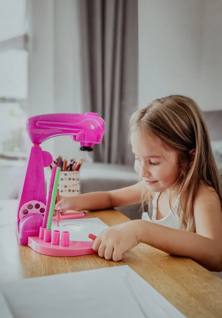 Lisciani, Księżniczki Disneya, Szkoła Rysowania Projektorem, zestaw artystyczny