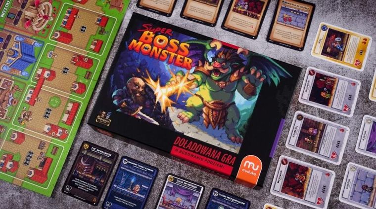 Muduko, Super Boss Monster, gra karciana