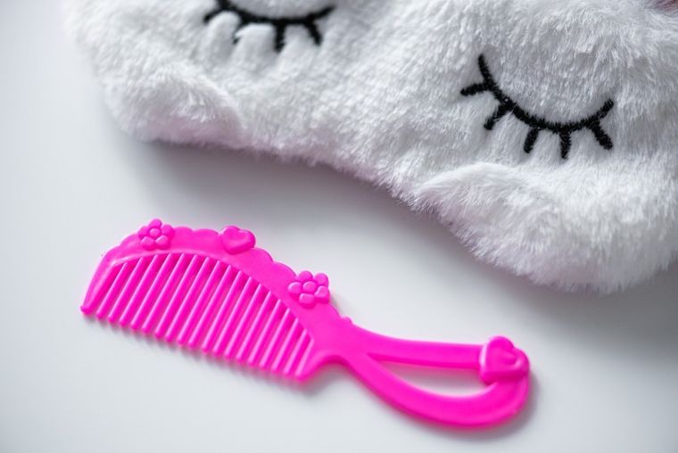 Playshifu, ZeeZee, interaktywna maskotka jednorożec