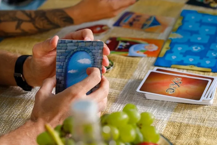 Rebel, Dixit, gra towarzyska