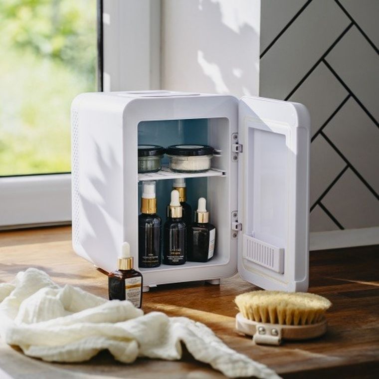 Adler, mini lodówka, 4l