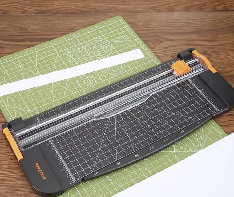 Bigstren, gilotyna do papieru, trymer