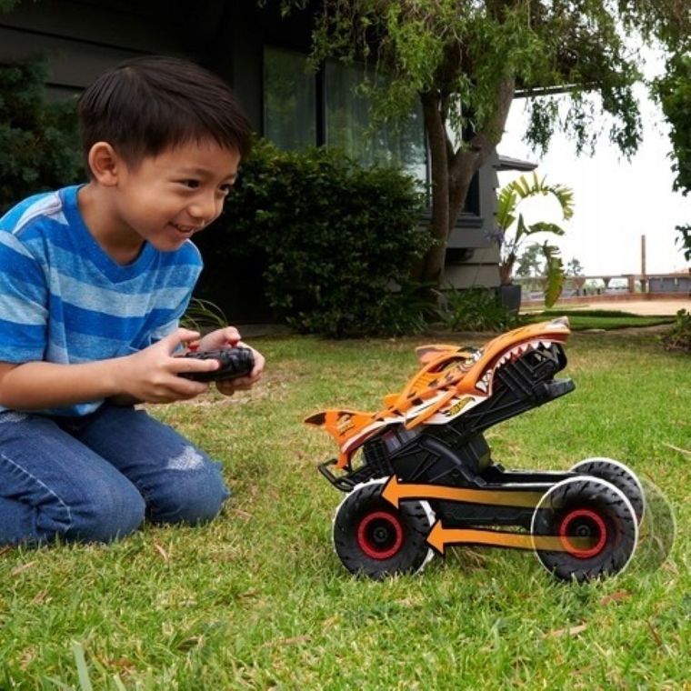 Hot Wheels, Monster Trucks Tiger Shark, pojazd zdalnie sterowany, skala 1:24