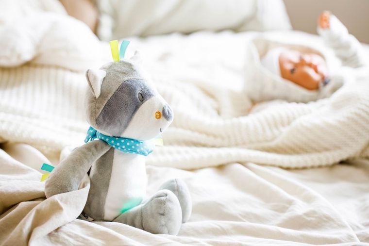 InnoGIO, GIOfriends, Oscar, szumiąca przytulanka z pozytywką i lampką nocną