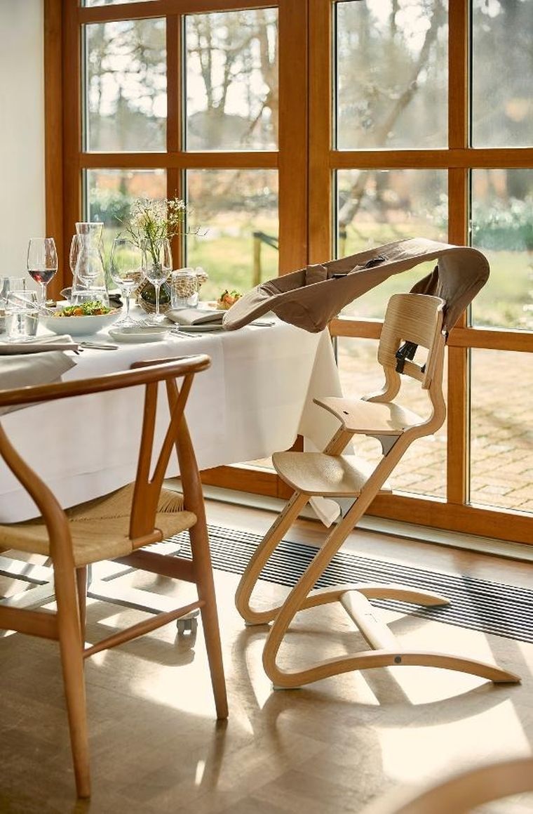 Leander, Newborn Seat, noworodkowe siedzisko do krzesełka do karmienia Louie i Classic, mocca