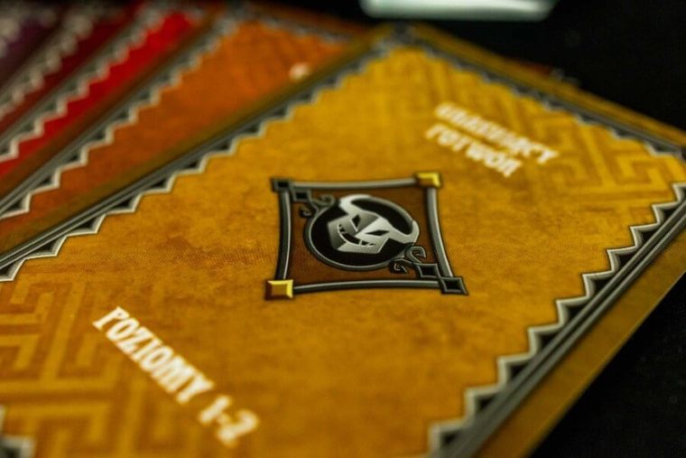 Portal Games, Massive Darkness 2: Mnisi i Nekromanci vs Znakomit, dodatek do gry