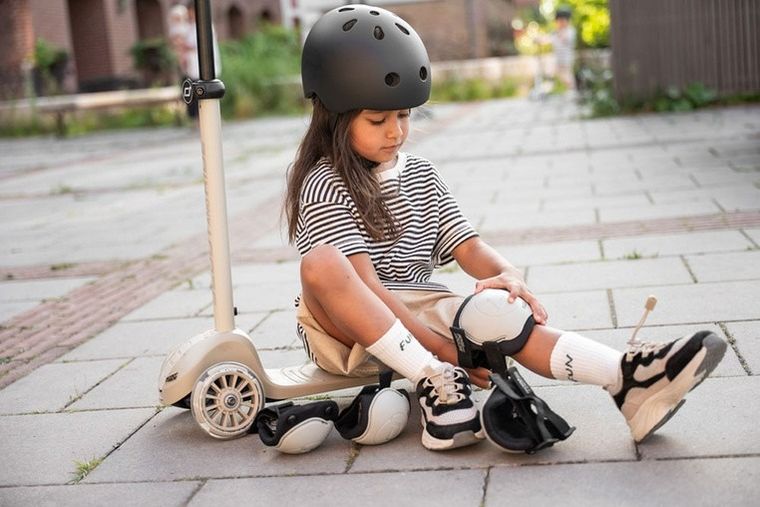 Scoot & Ride, Highwaykick 3S, hulajnoga z systemem sterowania 2w1, Ash