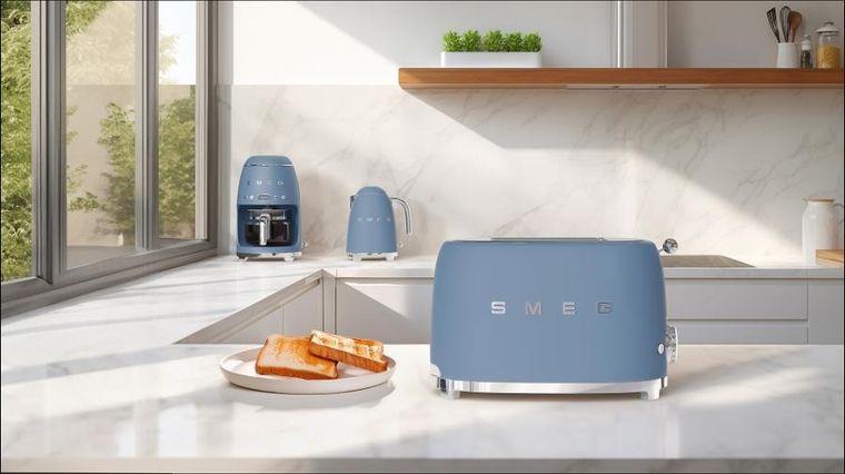 Smeg, czajnik elektryczny, KLF03SBMEU