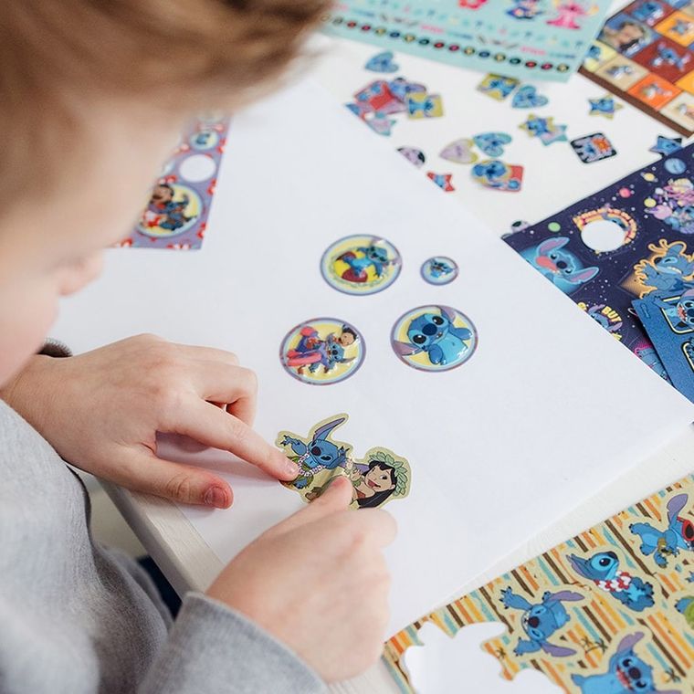 Totum, Lilo i Stitch, duży zestaw naklejek, 300 elementów