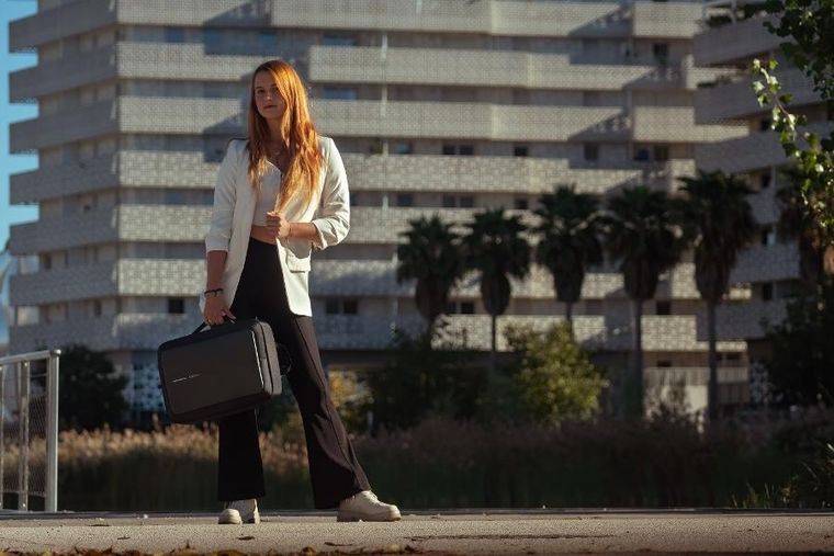 XD Design, Bobby Bizz 2.0, plecak antykradzieżowy, czarny