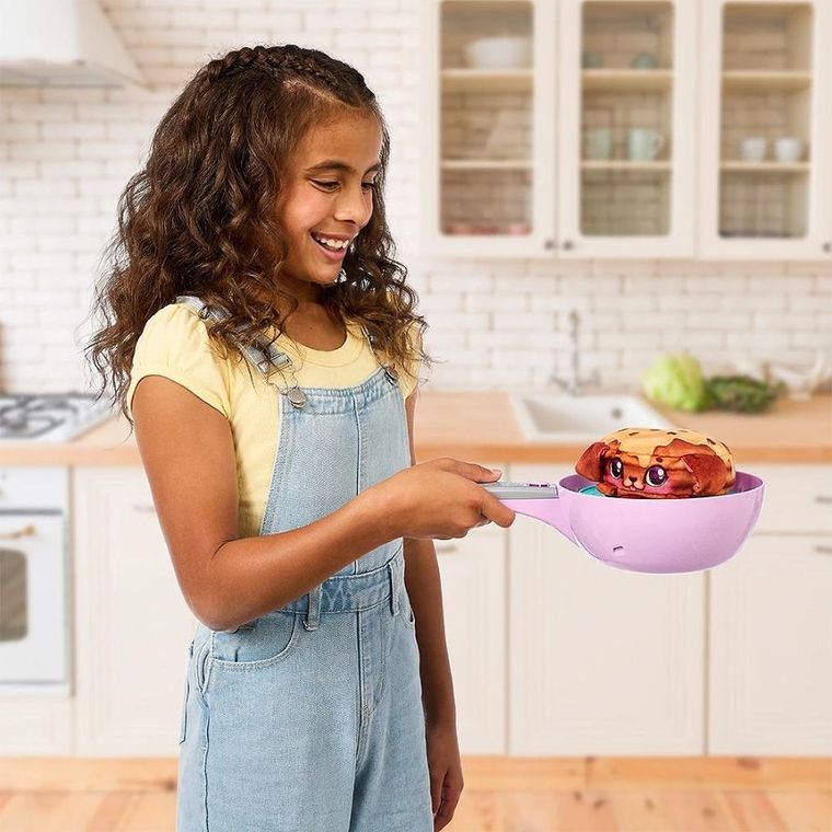 Cookeez Makery, Pachnące Naleśniki, maskotka interaktywna z patelnią