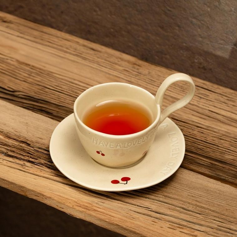 Homla, Isernia, filiżanka ze spodkiem, w wisienki, 0,2l