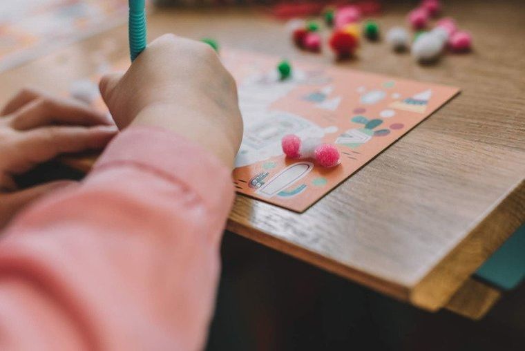 Janod, lamy, pompony